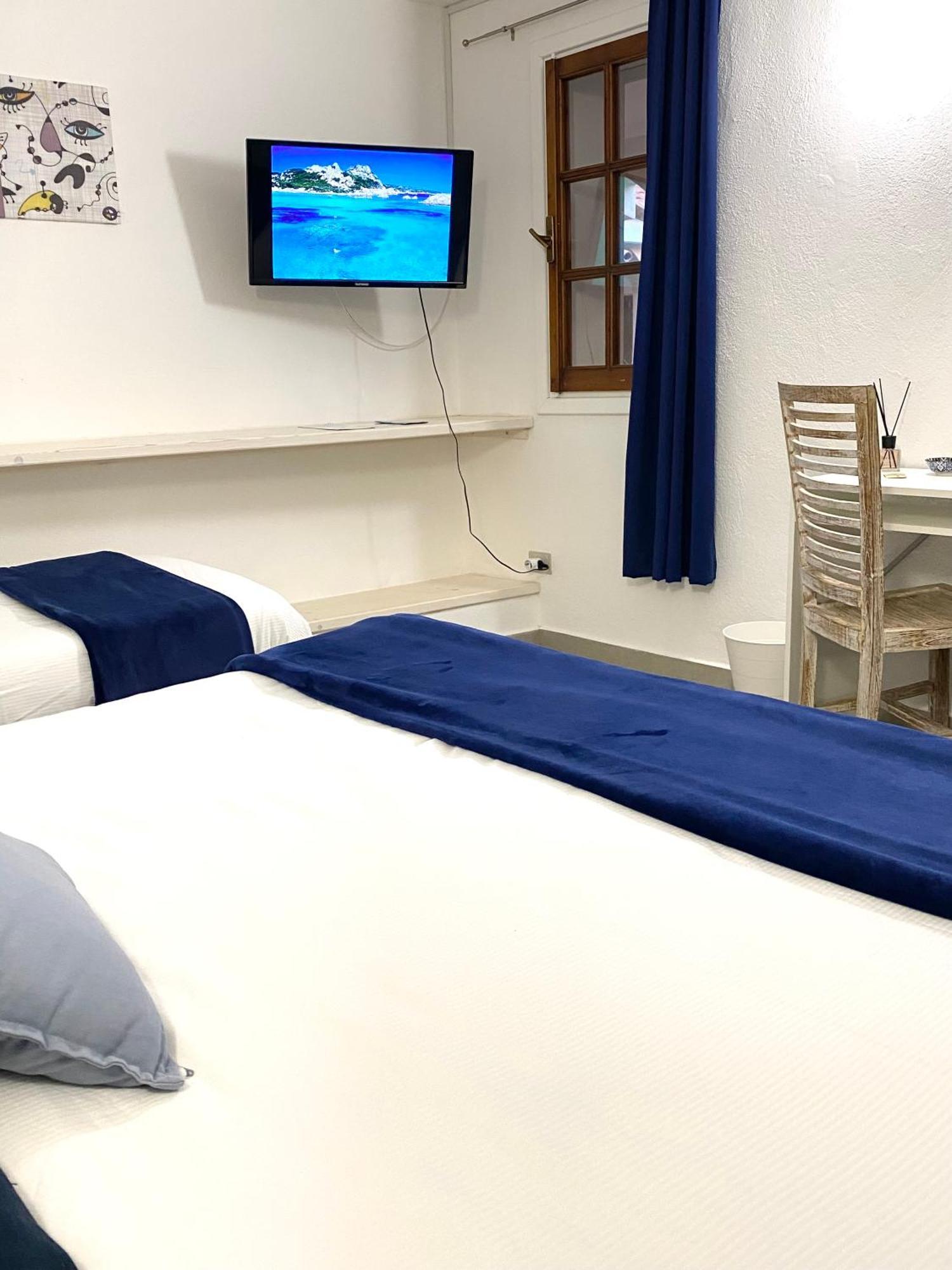 מרינלה Cala Reale Rooms Marinella מראה חיצוני תמונה